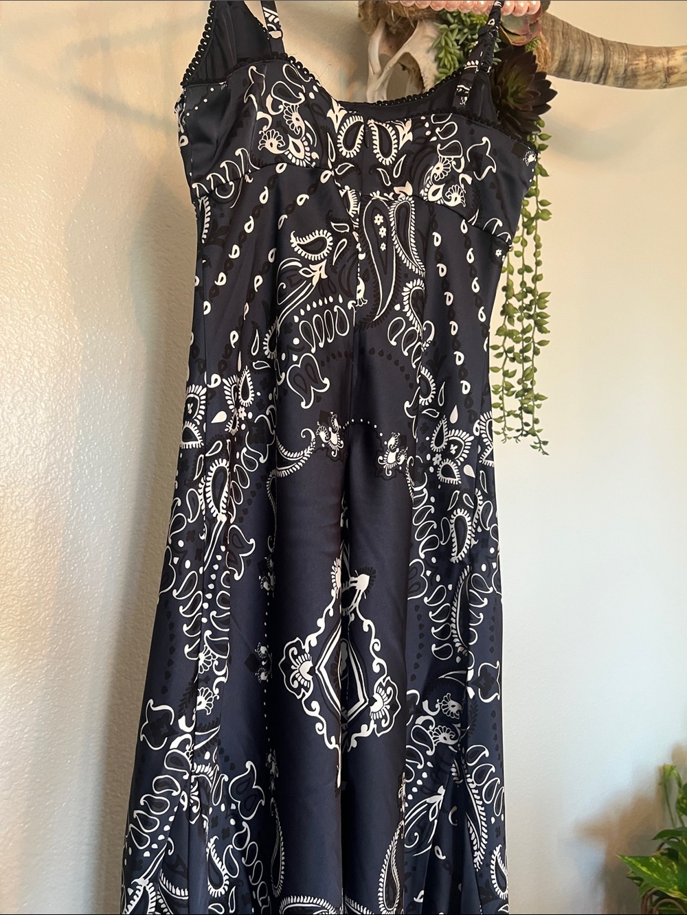 NWT ✧💙 Camila Coelho💙✧ Navy & White Paisley Slip Maxi Dress M - Picture 2 of 5
